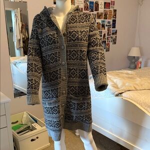Gray Patterned Hooded sweater/coat
